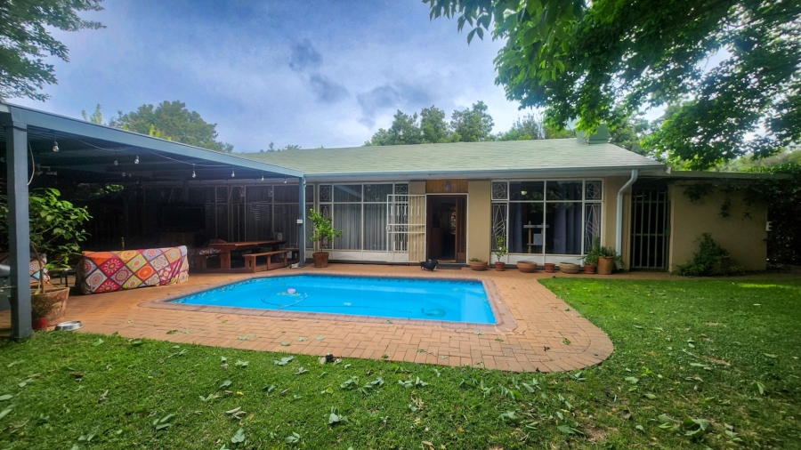 4 Bedroom Property for Sale in Flamwood North West